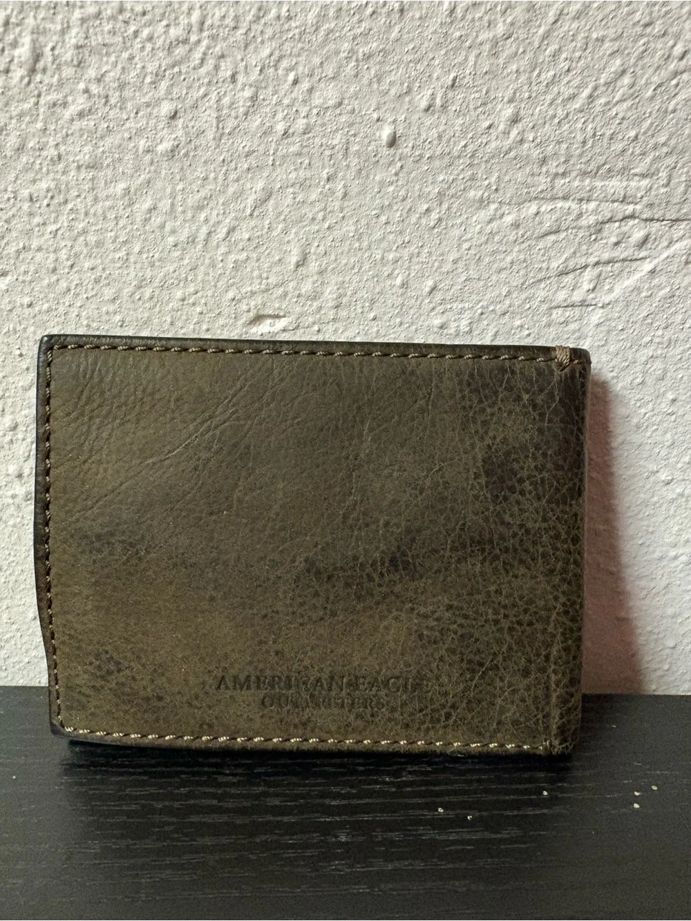 American Eagle Outfitters Distressed Brown Leather Bifold Wallet Eagle